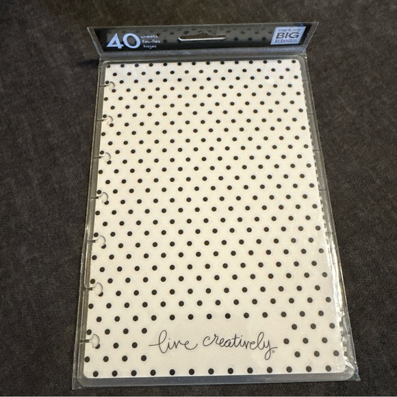 Black & White Polka Dot Me & My Big Ideas  Notebook Dividers - Picture 1 of 2